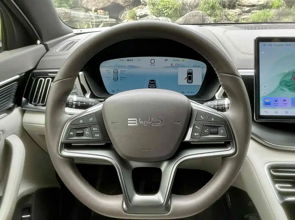 Song PLUS New Energy 2024 Honor Edition EV 520km Premium Type купить на сайте DeffCars