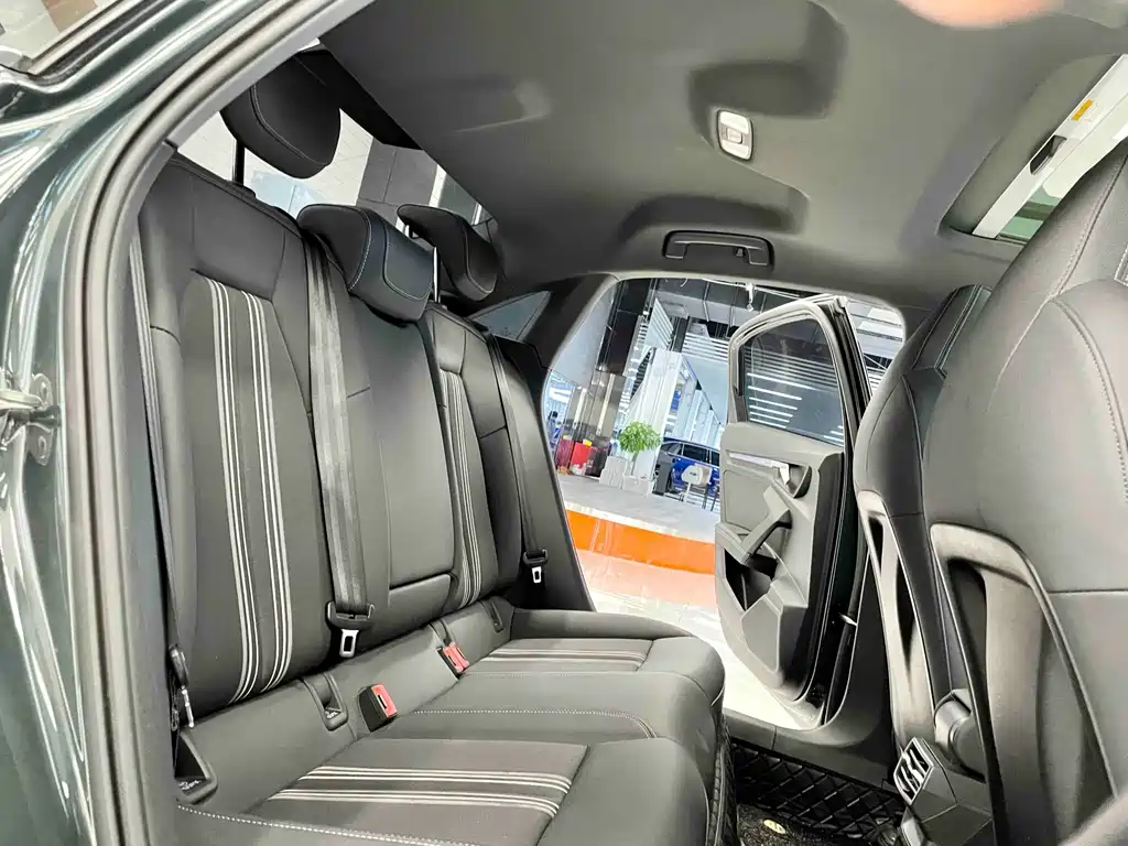 Audi A3 2024 A3L Limousine 35 TFSI Fashionable and Sporty купить на сайте DeffCars