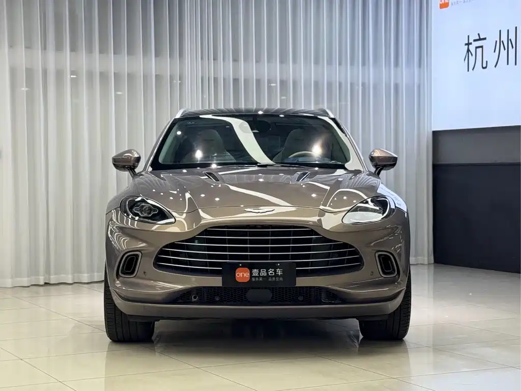 Aston Martin DBX 2020 4.0T V8 1913 first limited edition купить на сайте DeffCars