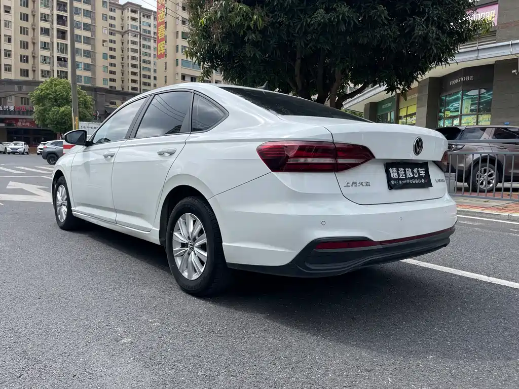 Lavida 2023 facelift 1.5L automatic Deyi version купить на сайте DeffCars