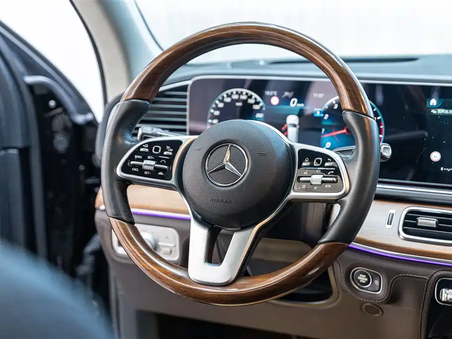 Mercedes-Benz GLS 2021 facelift GLS 450 4MATIC luxury model купить на сайте DeffCars