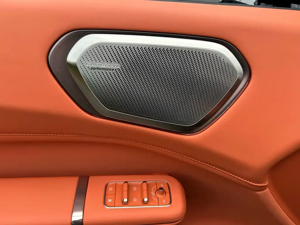 Lynk & Co 900 2025 1.5T Ultra купить на сайте DeffCars