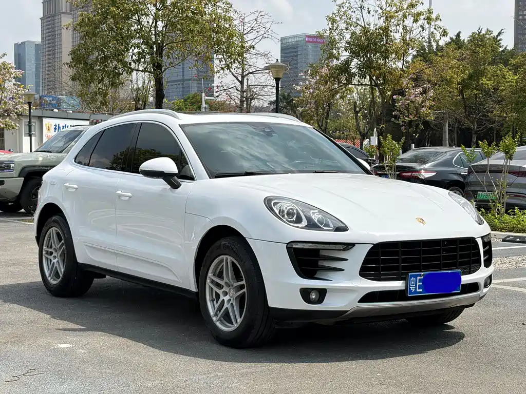 Macan 2017 Macan 2.0T купить на сайте DeffCars