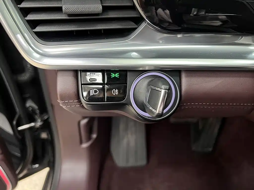 Panamera 2017 Panamera 4 Executive Extended Edition 3.0T купить на сайте DeffCars