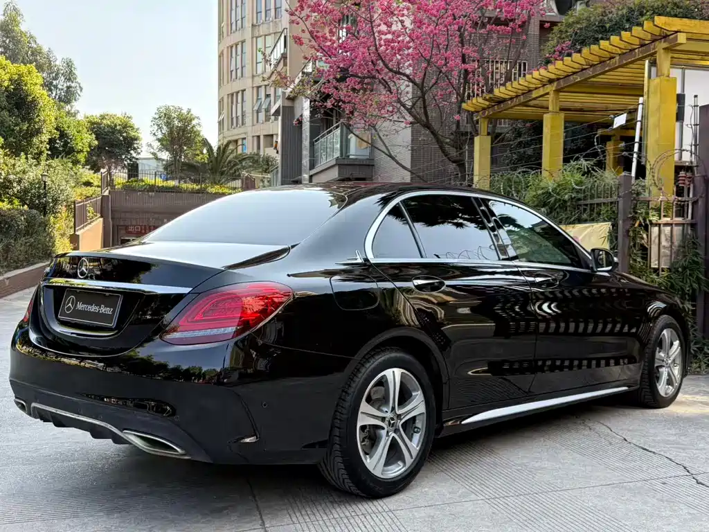 Mercedes-Benz C-Class 2020 C 260 L Sports Edition купить на сайте DeffCars