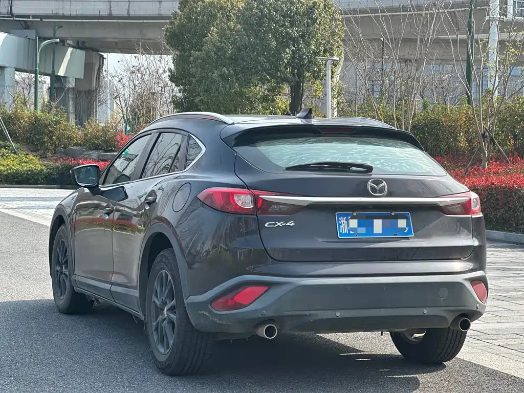 Mazda CX-4 2018 2.0L automatic two-wheel drive blue sky grade technology limited edition купить на сайте DeffCars