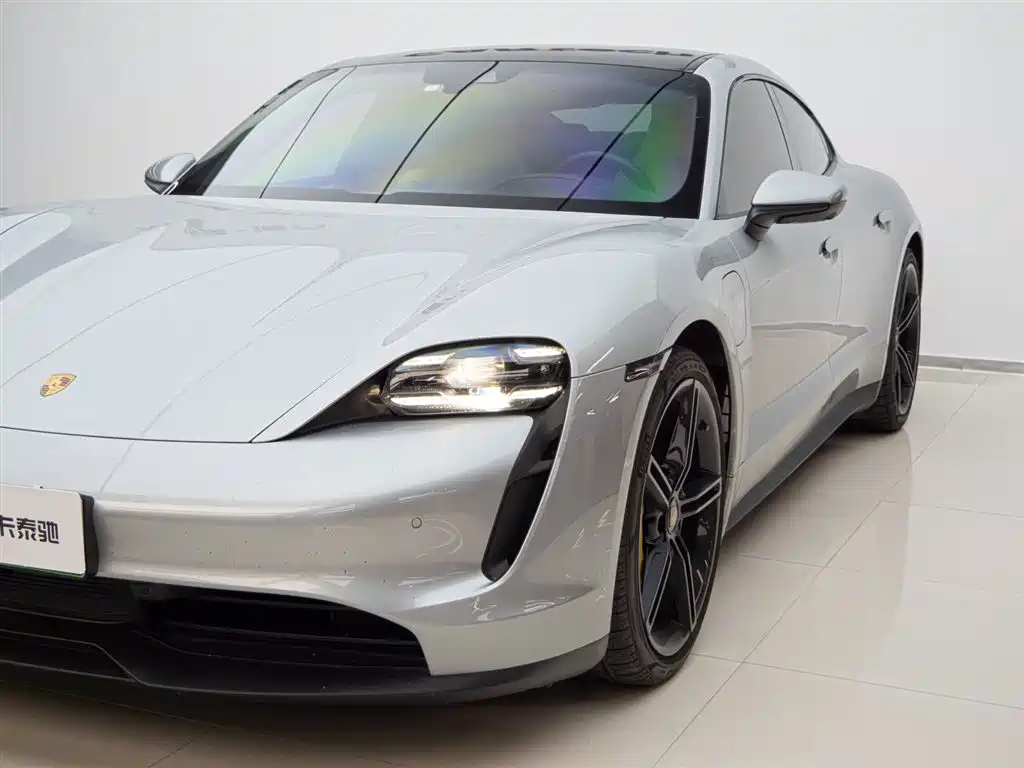 Taycan 2019 Taycan 4S купить на сайте DeffCars