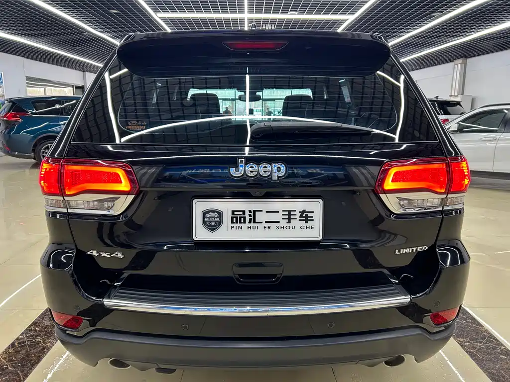 Grand Cherokee (imported) 2020 3.0L Elite Navigation Edition купить на сайте DeffCars