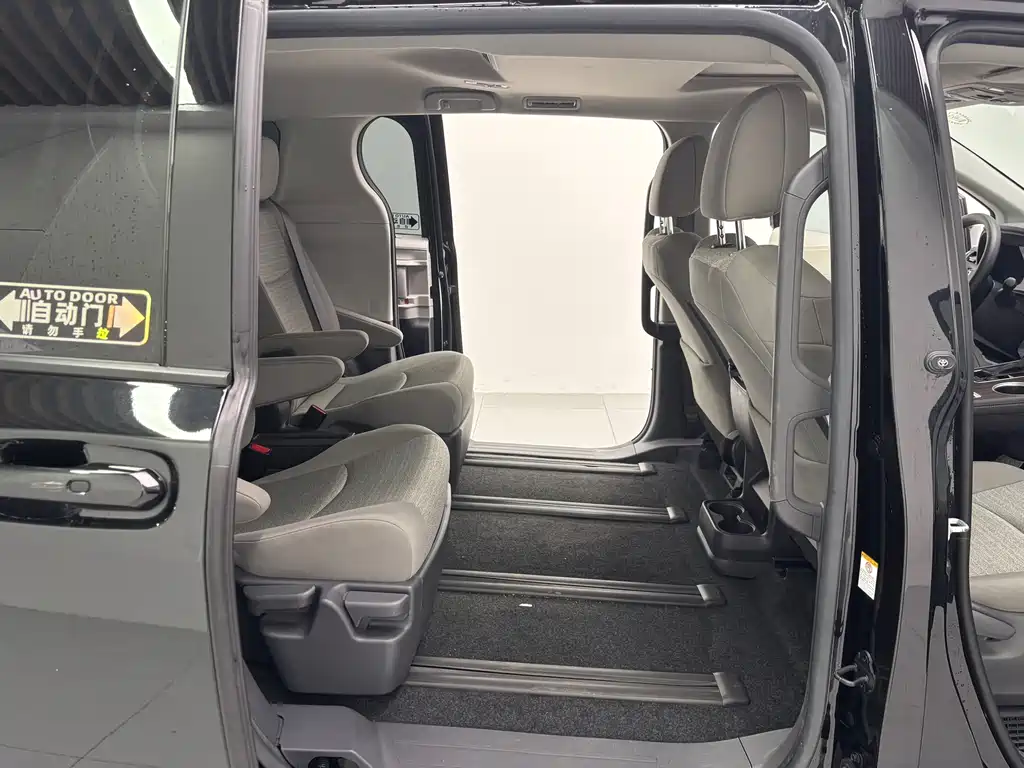 SIENNA 2023 2.5L Hybrid Comfort Edition купить на сайте DeffCars