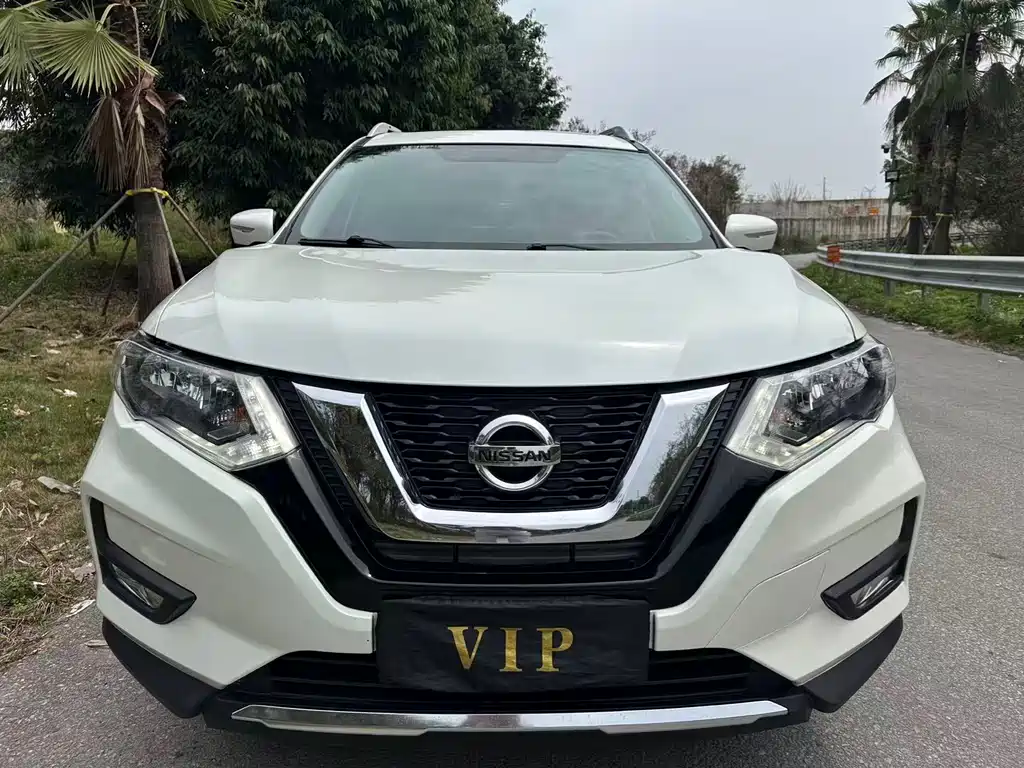 X-Trail 2017 2.0L CVT Comfort Edition 2WD купить на сайте DeffCars