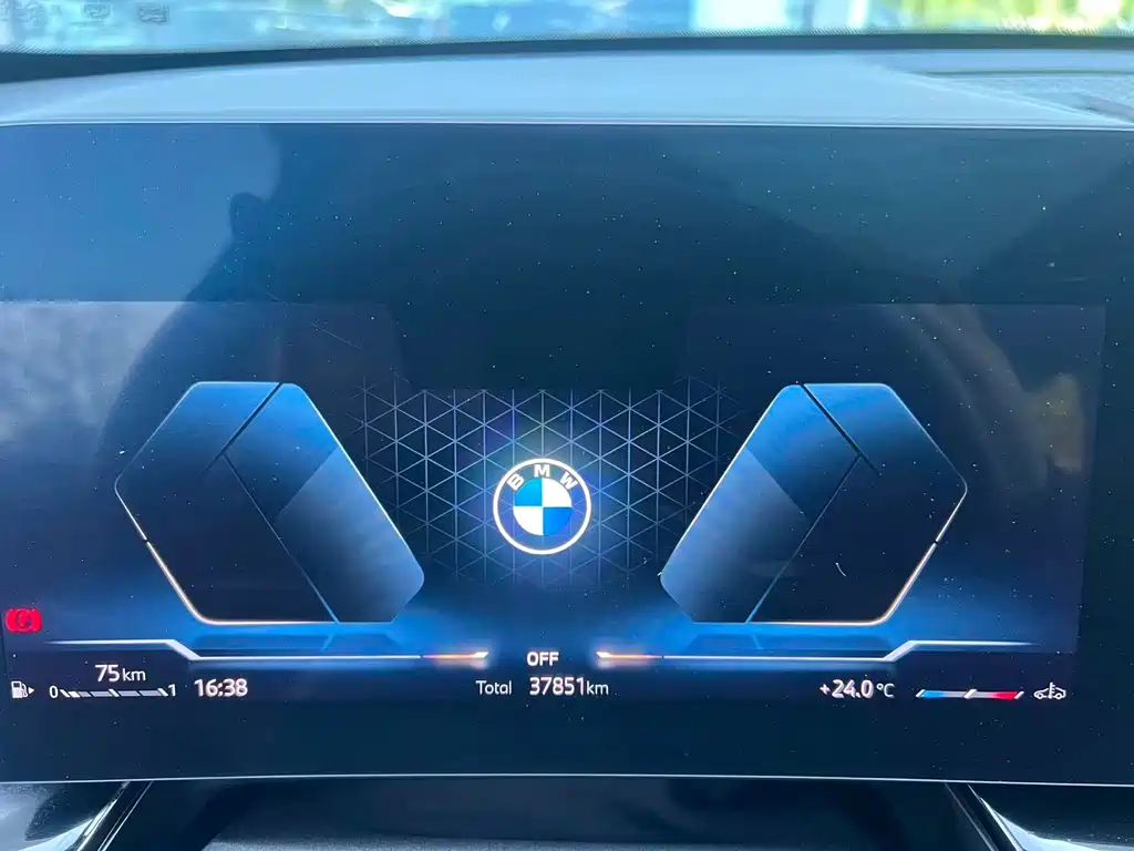 BMW X1 2023 sDrive25Li X Design Package купить на сайте DeffCars