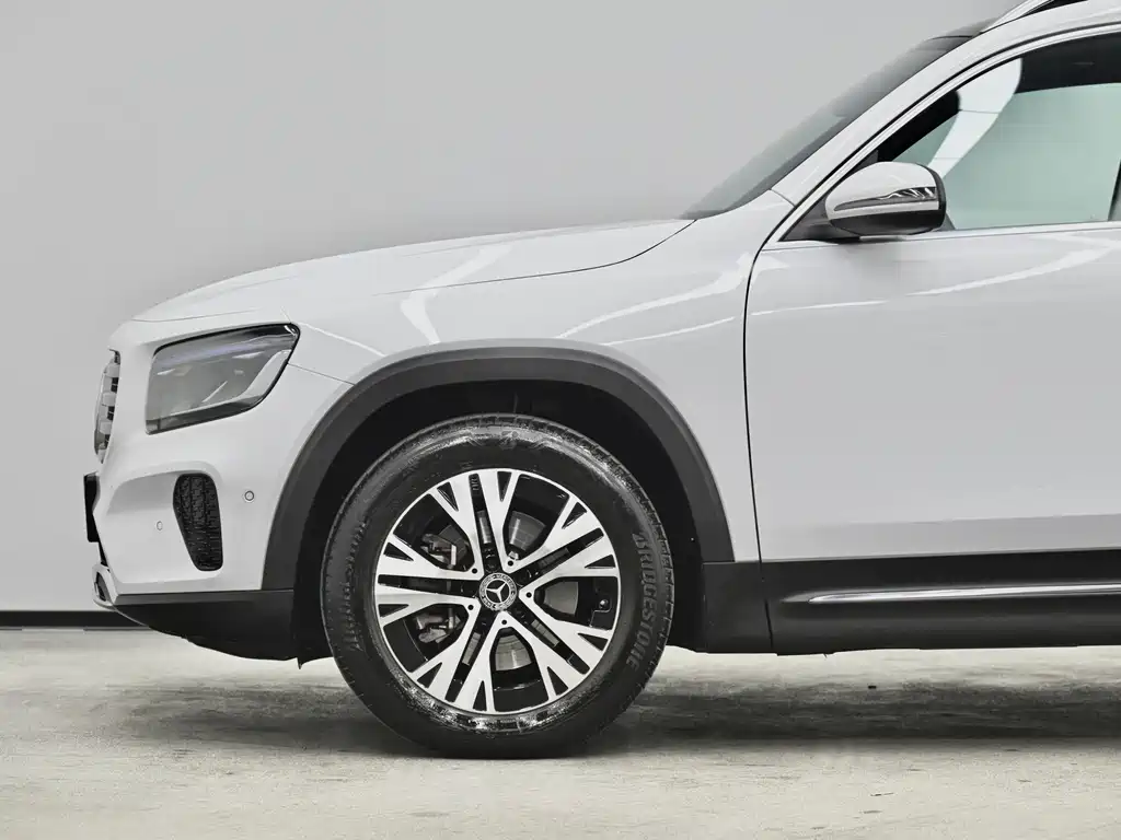 Mercedes-Benz GLB 2024 GLB 220 Dynamic купить на сайте DeffCars