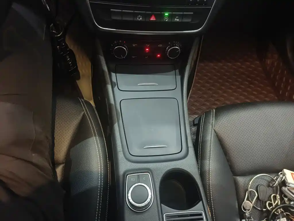 Mercedes GLA 2015 200 Fashion Edition купить на сайте DeffCars