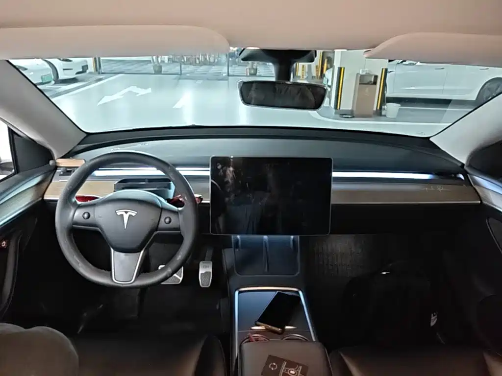 Model Y 2022 facelift rear-wheel drive version купить на сайте DeffCars