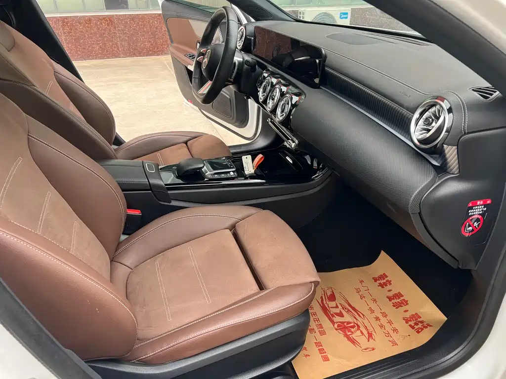 Mercedes-Benz A-Class 2023 A 200 L Fashion Model купить на сайте DeffCars