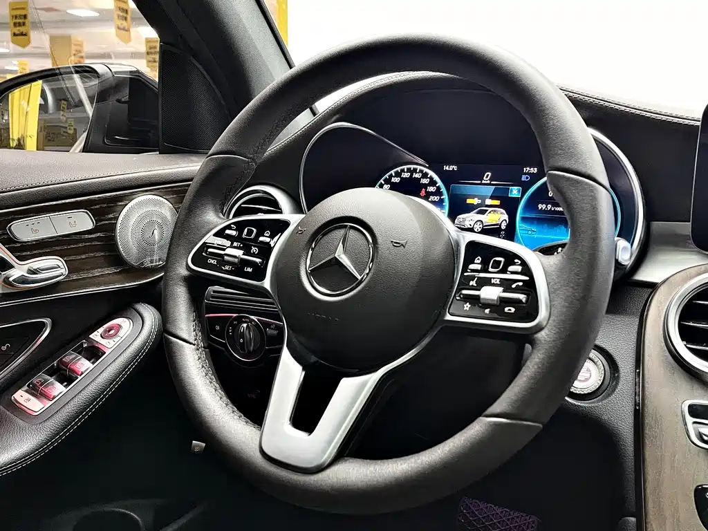 Mercedes-Benz GLC 2022 facelift GLC 260 L 4MATIC luxury model купить на сайте DeffCars