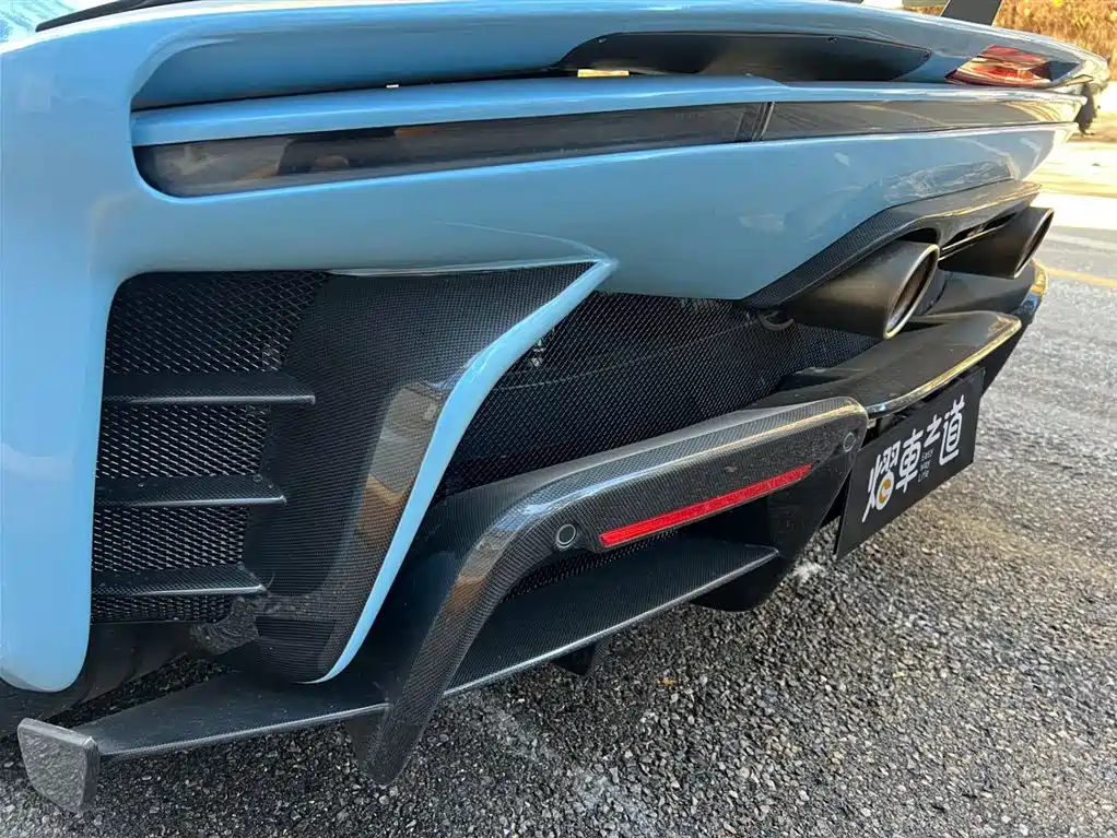 SF90 2020 3.9T V8 Stradale купить на сайте DeffCars
