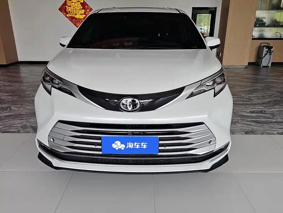 SIENNA 2024 2.5L Hybrid Platinum Edition купить на сайте DeffCars