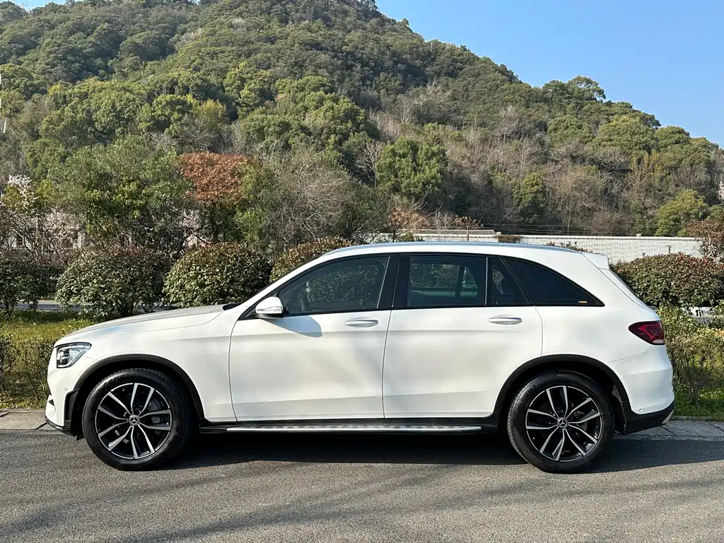 Mercedes-Benz GLC 2020 facelift GLC 300 L 4MATIC dynamic купить на сайте DeffCars
