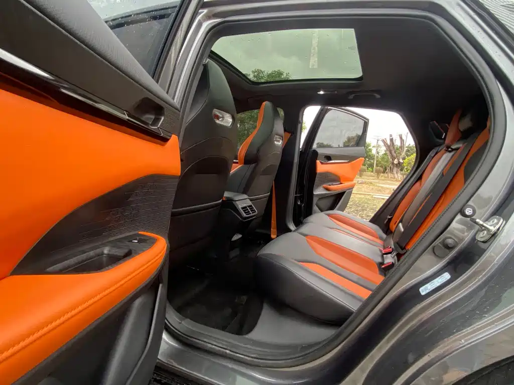 Changan UNI-V 2023 1.5T sports version купить на сайте DeffCars