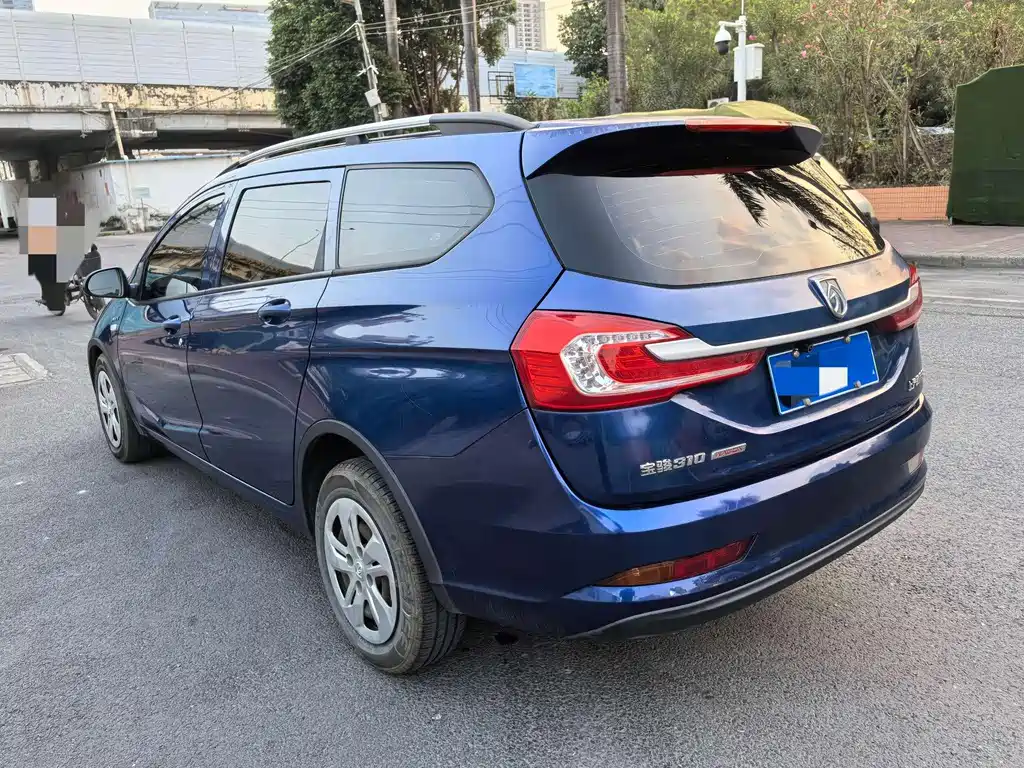 Baojun 310W 2017 1.5L Manual Comfort Type National V купить на сайте DeffCars