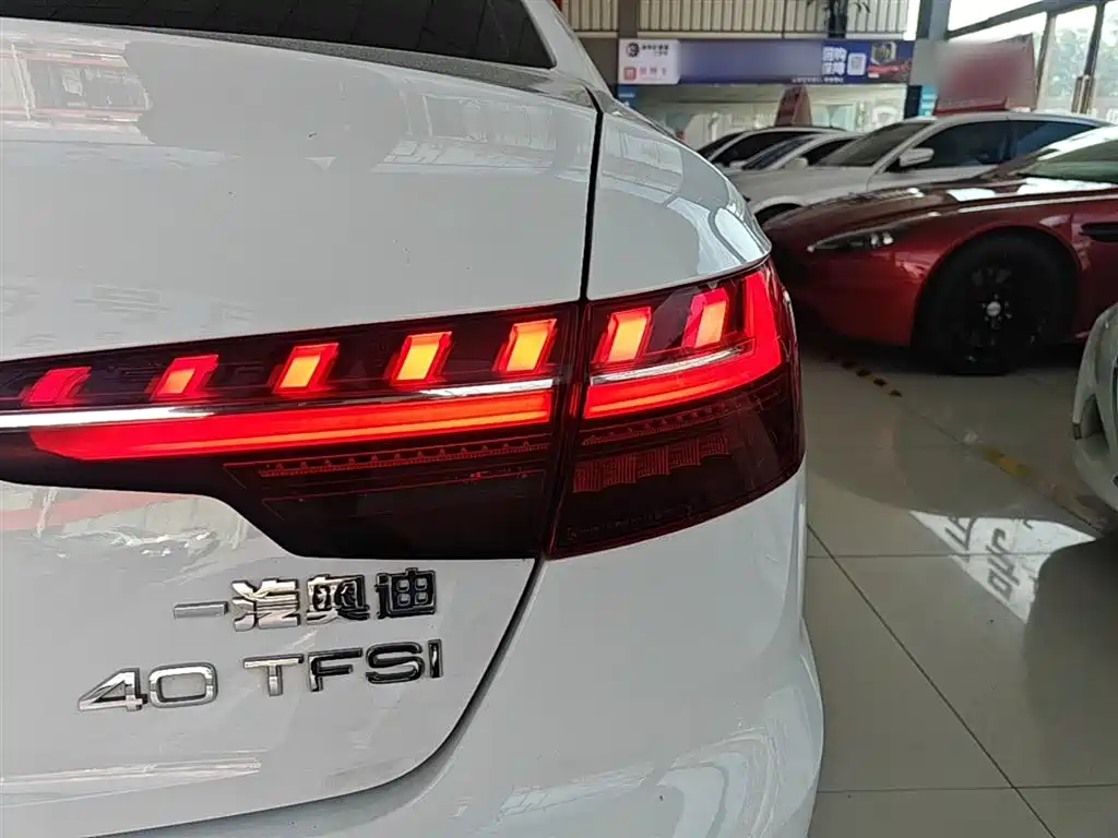 Audi A4L 2024 40 TFSI Fashionable and Dynamic купить на сайте DeffCars