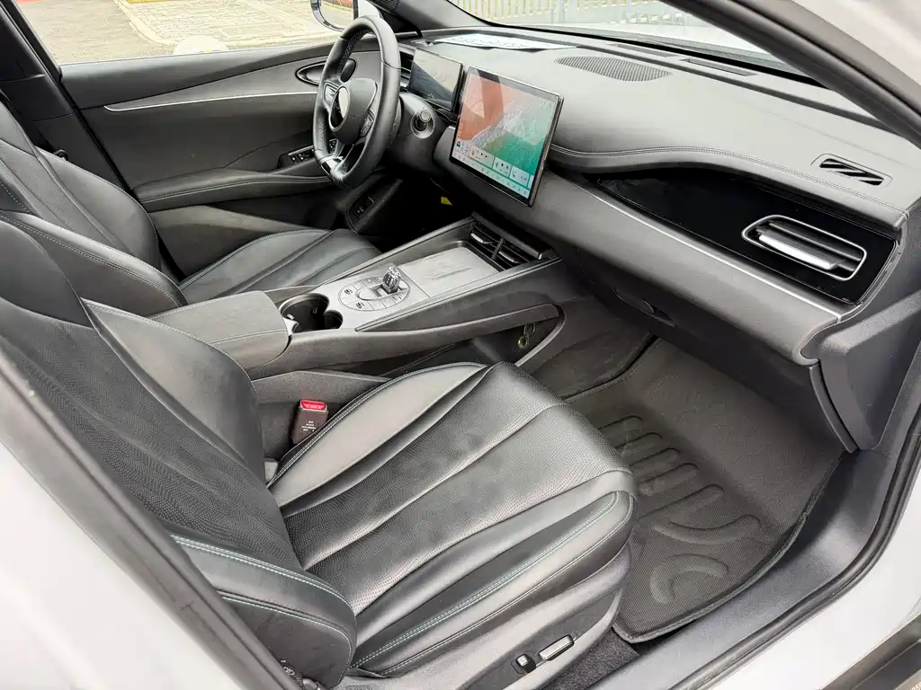 Seal 06 2025 DM-i Smart Driving Edition 120KM Exclusive Type купить на сайте DeffCars