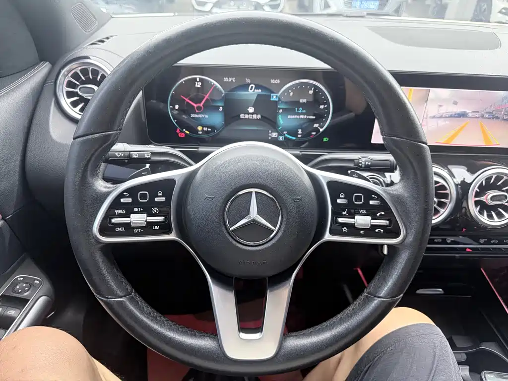 Mercedes GLA 2020 Model 180 купить на сайте DeffCars