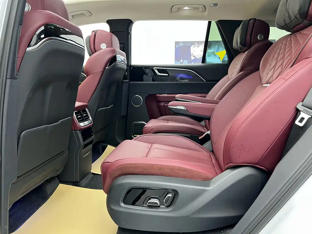 Hongqi E-HS9 2022 model 660km Qichang version six seats купить на сайте DeffCars