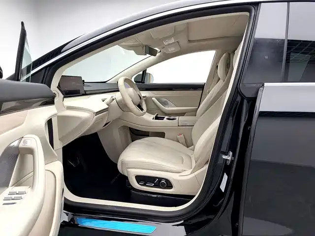 Luxeed R7 2024 pure electric 802km Max купить на сайте DeffCars