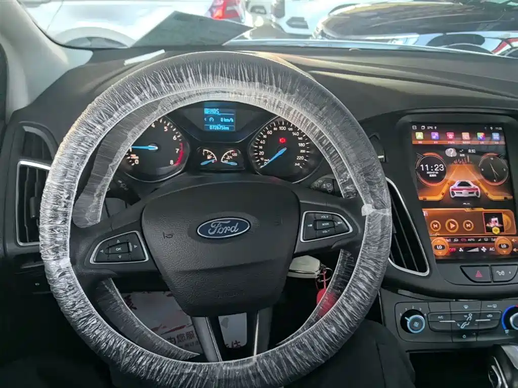 Focus 2018 hatchback classic 1.6L automatic stylish smart mobility version купить на сайте DeffCars