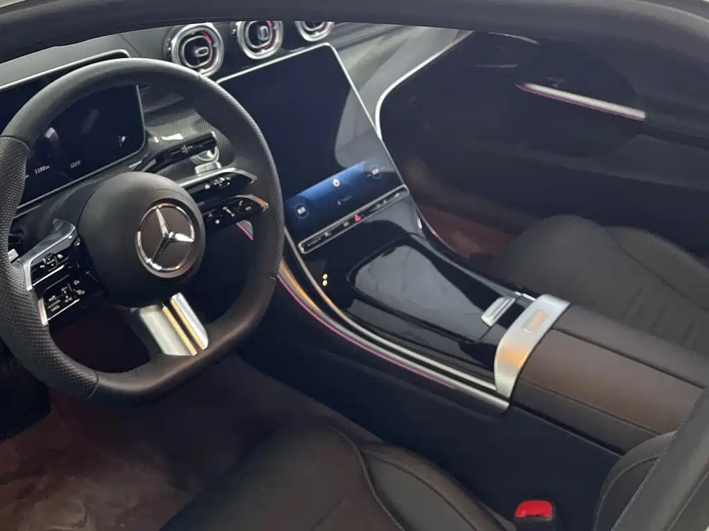 Mercedes-Benz C-Class 2025 C 260 L купить на сайте DeffCars