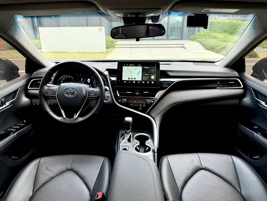 Camry 2023 2.0G Deluxe Edition купить на сайте DeffCars