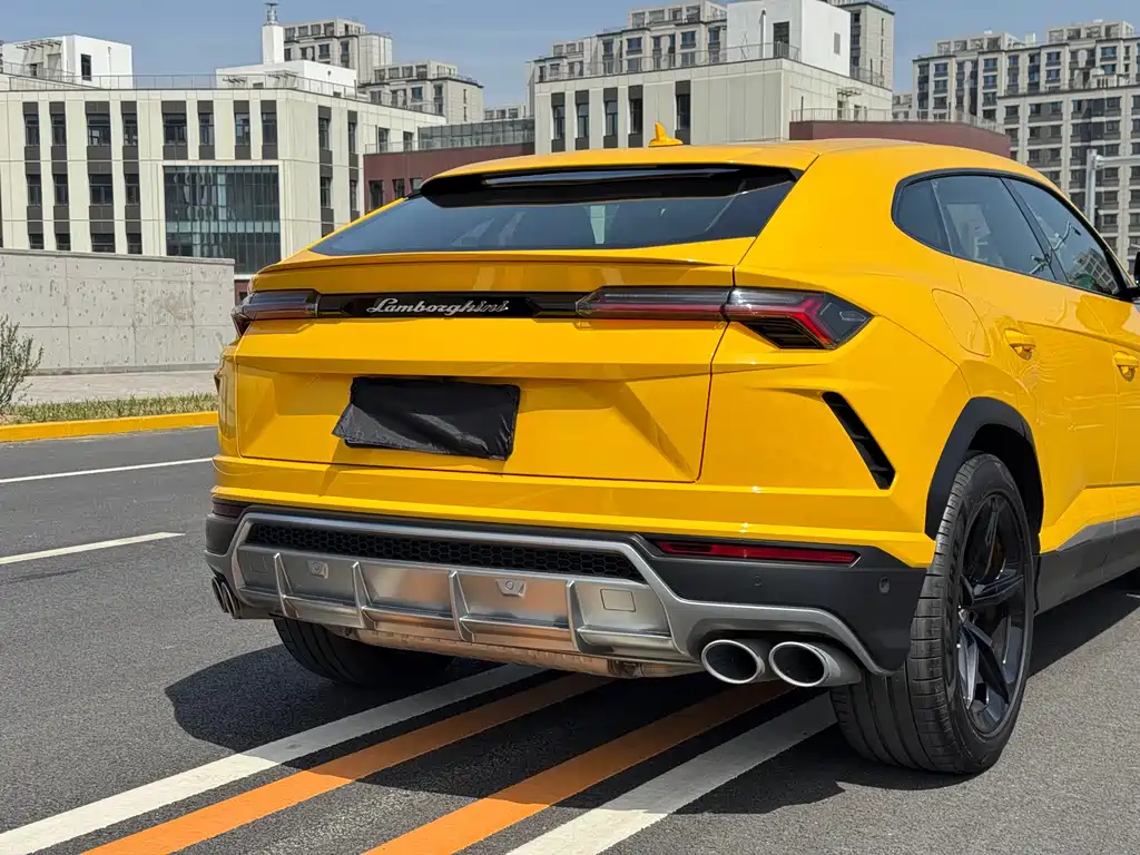 Urus 2021 4.0T V8 купить на сайте DeffCars