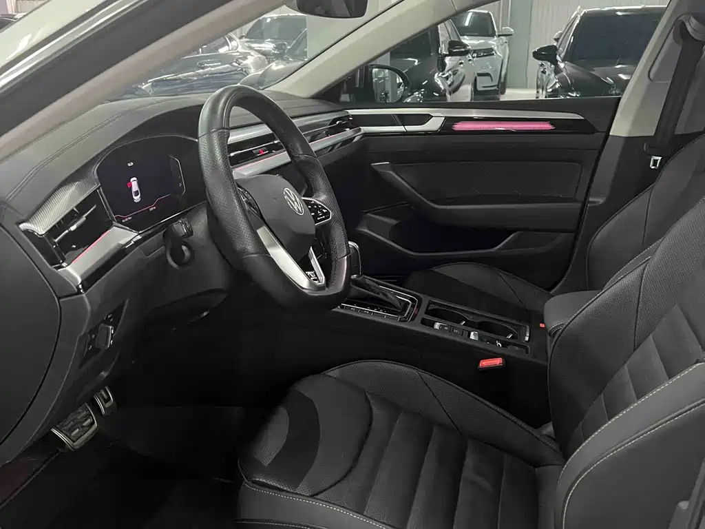 FAW-Volkswagen CC 2023 380TSI eye-catching version купить на сайте DeffCars