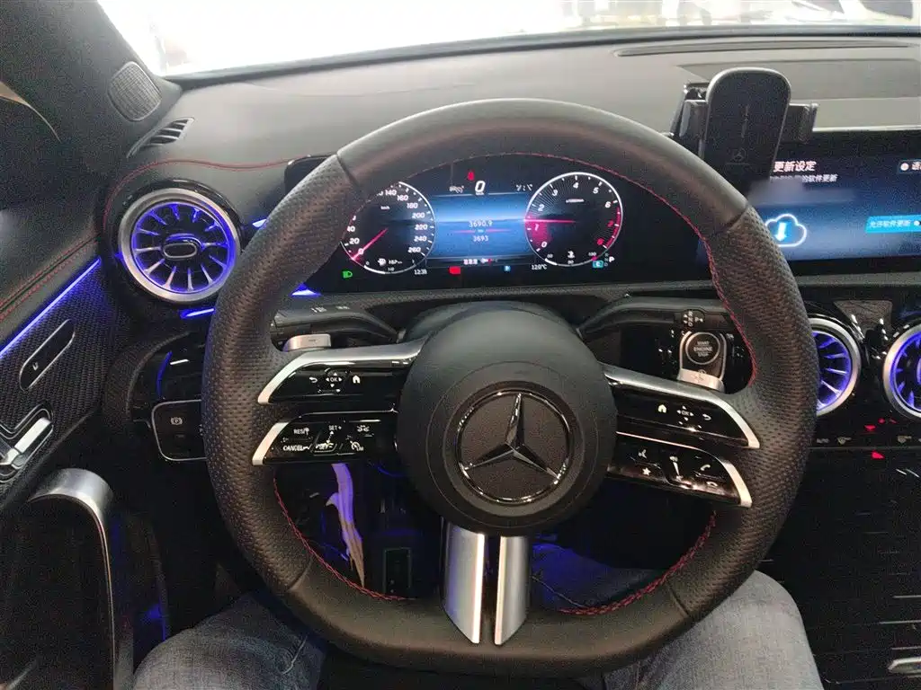 Mercedes-Benz A-Class 2025 A 200 L Fashion Model купить на сайте DeffCars
