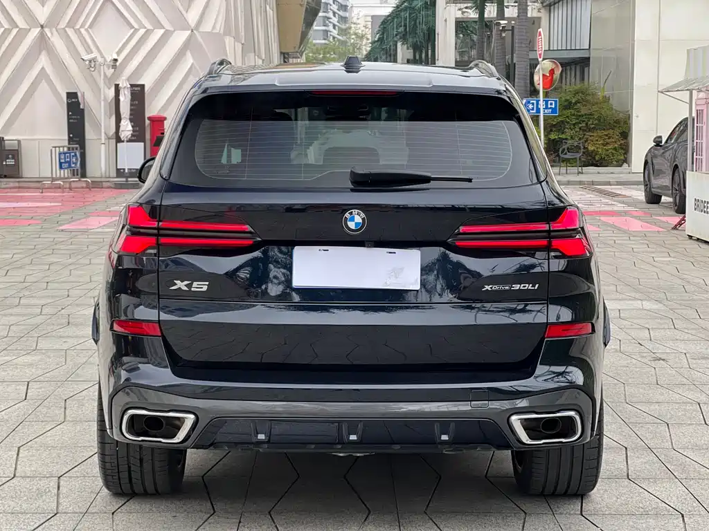 BMW X5 2025 xDrive 30Li Exclusive M Sports Night Package купить на сайте DeffCars