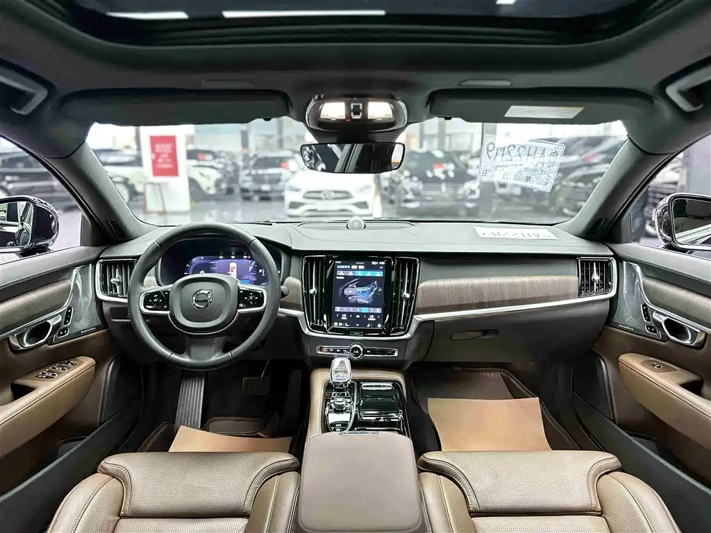 Volvo S90 plug-in hybrid 2025 plug-in hybrid four-wheel drive long range Zhiya luxury version купить на сайте DeffCars