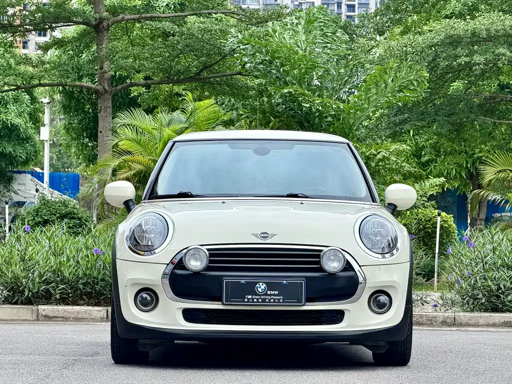 MINI 2019 1.5T ONE PLUS купить на сайте DeffCars