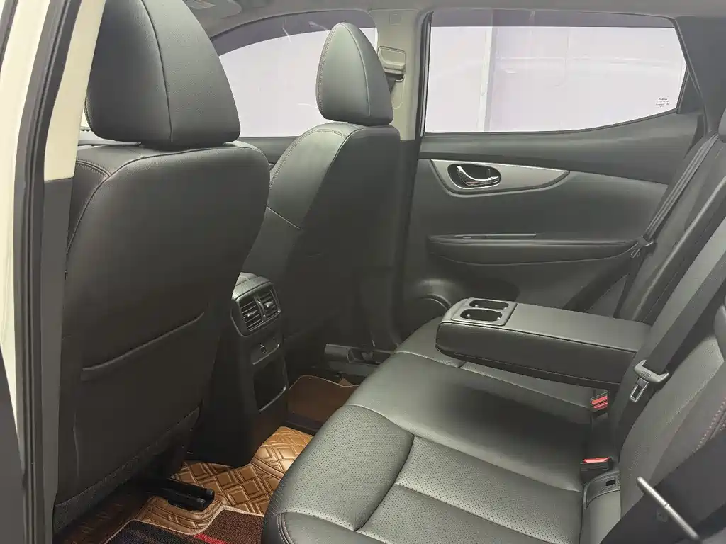 Qashqai 2022 2.0L CVT XV Prem Deluxe Edition купить на сайте DeffCars