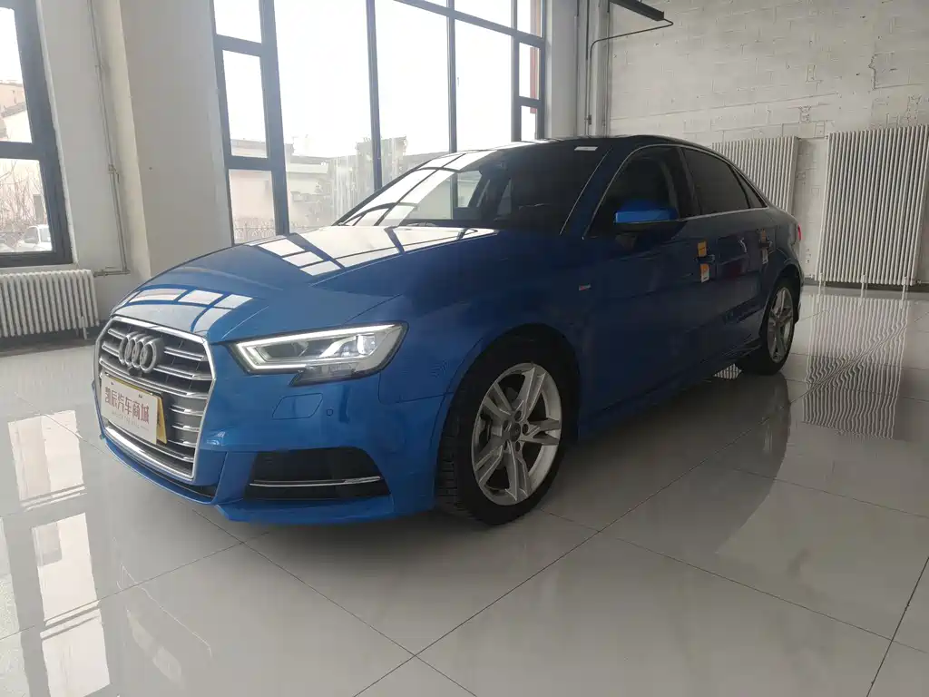 Audi A3 2020 Limousine 35 TFSI Fashion Type National V купить на сайте DeffCars