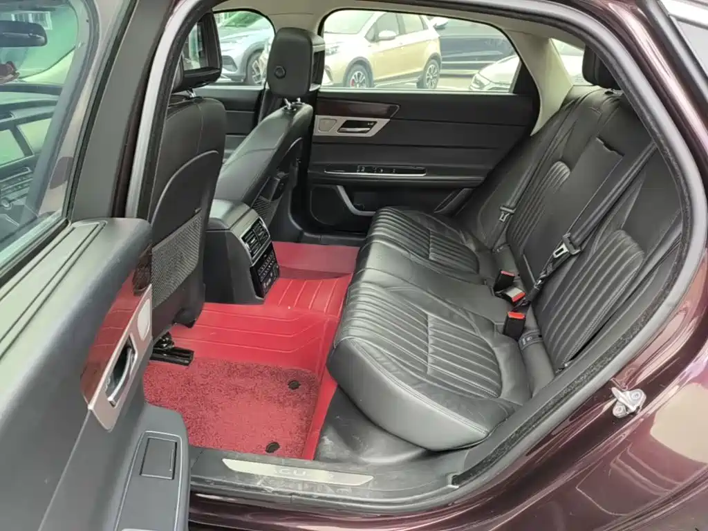 Jaguar XFL 2018 XFL 3.0 SC 340PS Luxury Edition купить на сайте DeffCars