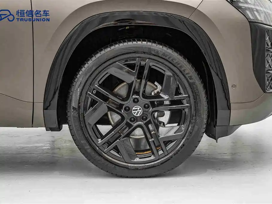 Touron 2025 Touron Pro 450TSI four-wheel drive peak version купить на сайте DeffCars