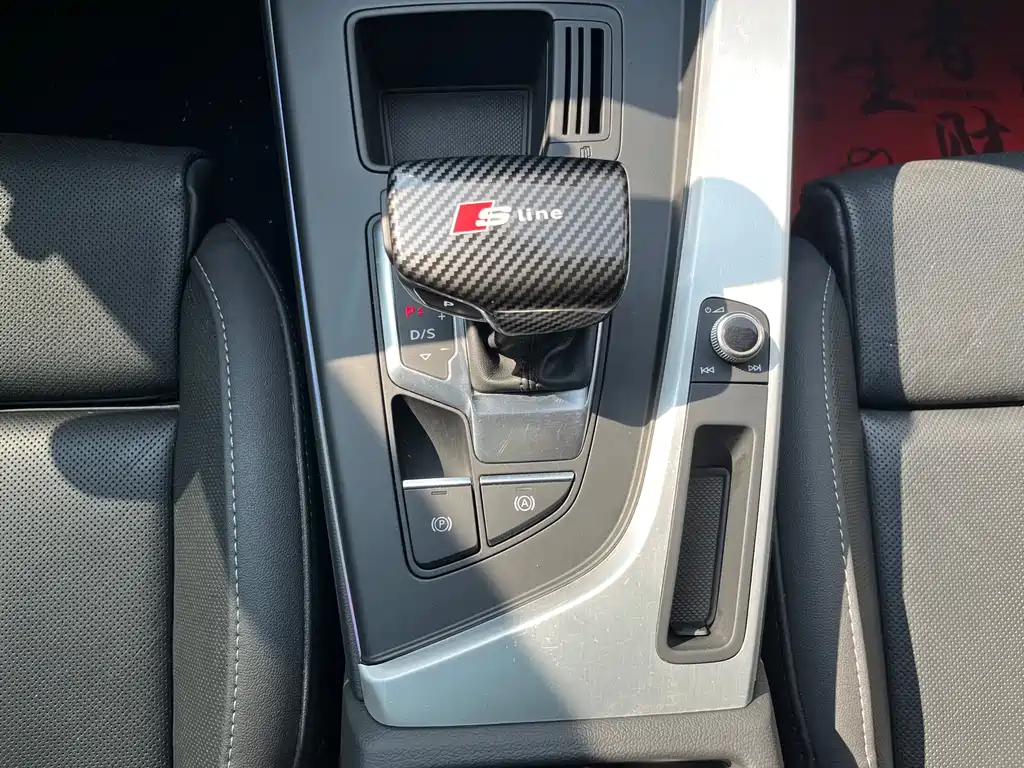 Audi A4L 2022 40 TFSI Fashionable and Dynamic купить на сайте DeffCars