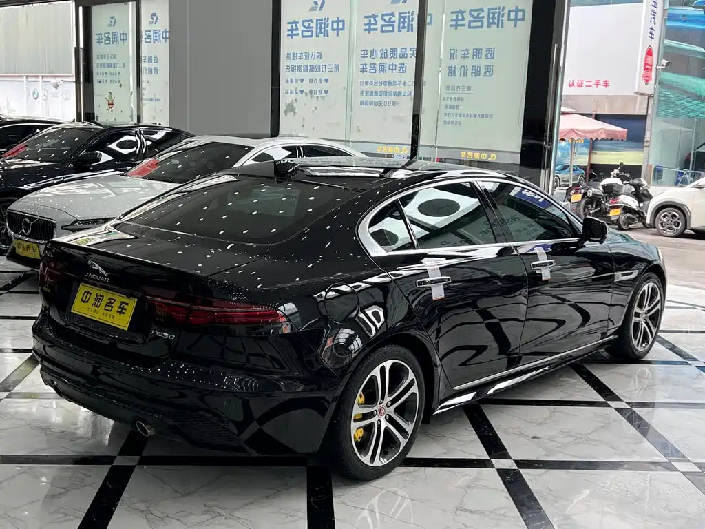 Jaguar XEL 2022 2.0T 250PS R-DYNAMIC S Advanced Sports Edition купить на сайте DeffCars