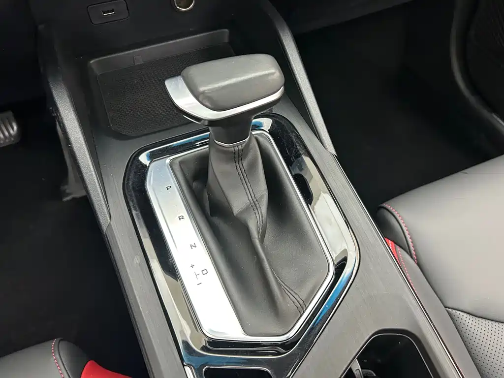 Emgrand S 2021 1.4T CVT premium model купить на сайте DeffCars
