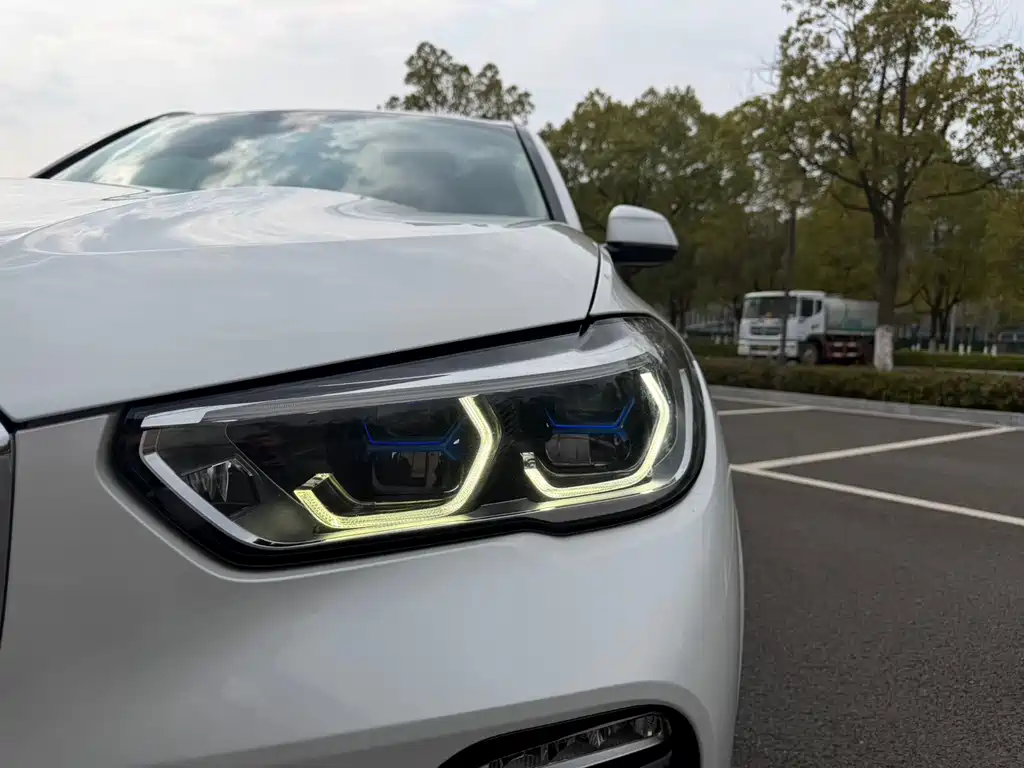 BMW X5 imported 2020 xDrive40i M sports package купить на сайте DeffCars