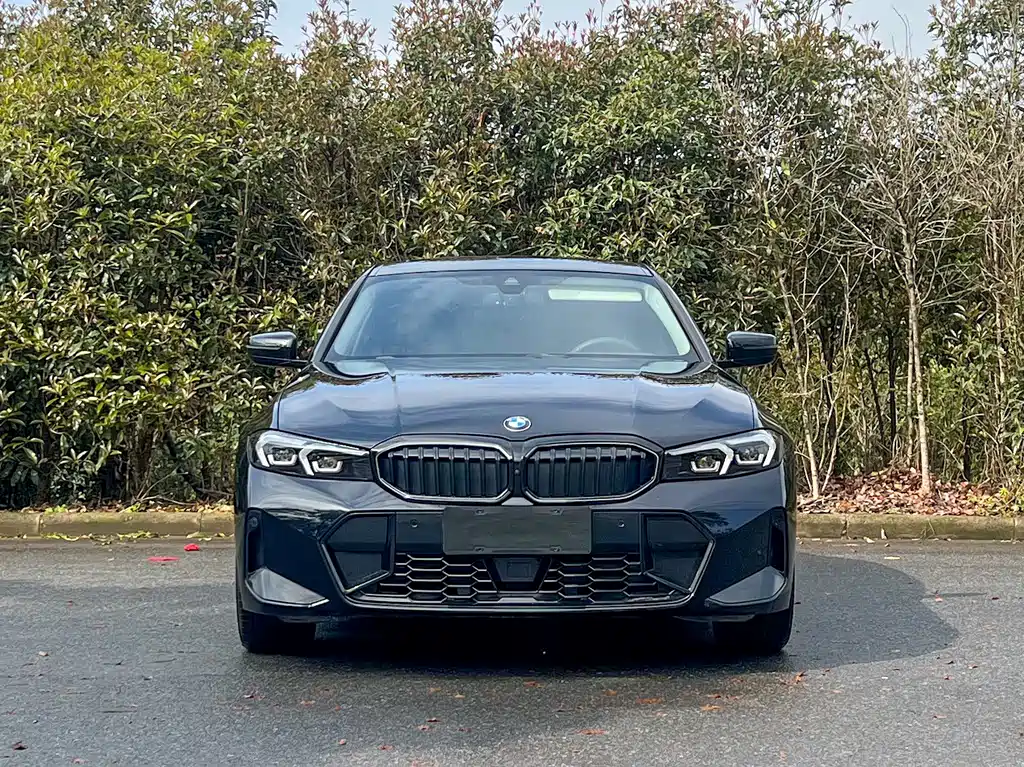 BMW 3 Series 2025 330Li M Sports Night Package купить на сайте DeffCars