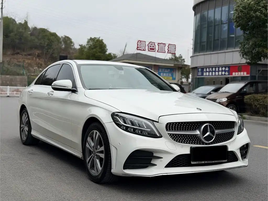 Mercedes-Benz C-Class 2020 C 200 L Fashionable Sports Edition купить на сайте DeffCars