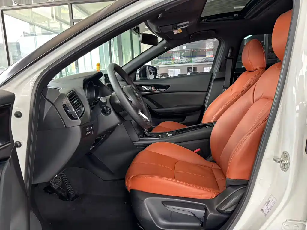 Mazda CX-4 2021 2.0L automatic two-wheel drive Blue Sky Exploration Edition купить на сайте DeffCars